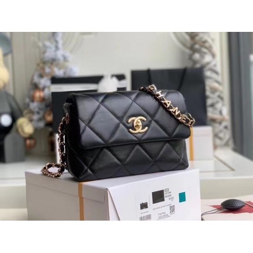 Bolso con solapa Chanel Piel de cordero Metal dorado AS2299 negro