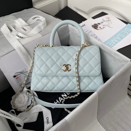 Bolso Chanel con solapa y asa superior Grained Calfskin A92990 azul claro