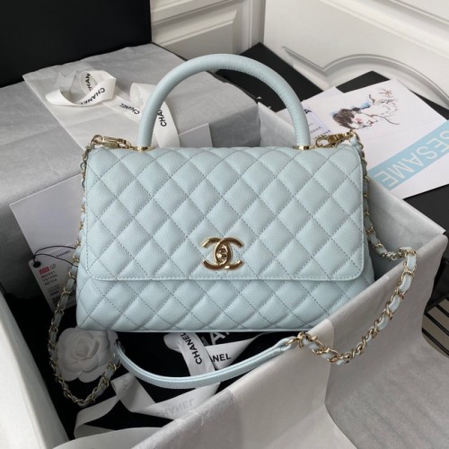 Bolso Chanel con solapa y asa superior Piel de becerro granulada-Metal dorado A92991 azul claro