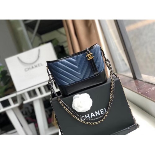 Chanel gabrielle bolso hobo pequeño A91810 azul y negro