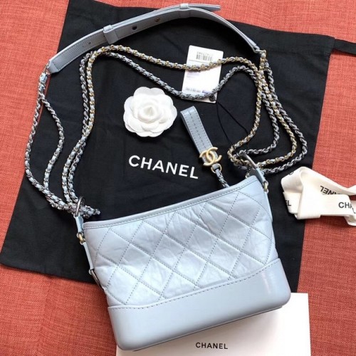 Chanel gabrielle bolso hobo pequeño A91810 azul claro