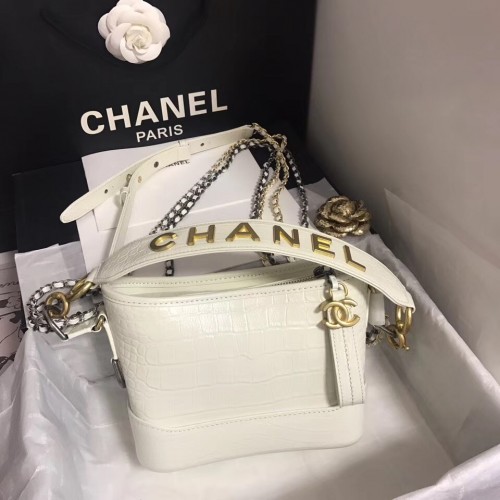 Chanel gabrielle bolso hobo pequeño A91810 blanco