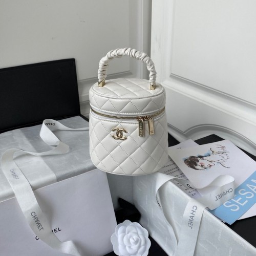 Bolso con asa superior de piel de cordero Chanel AP2730 blanco