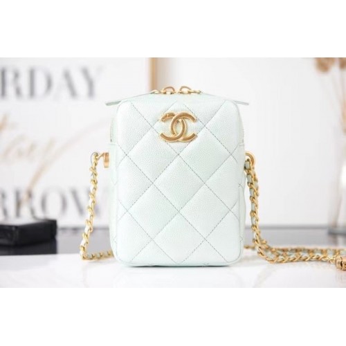 Chanel mini bolso de hombro piel de becerro granulada AS2857 verde claro