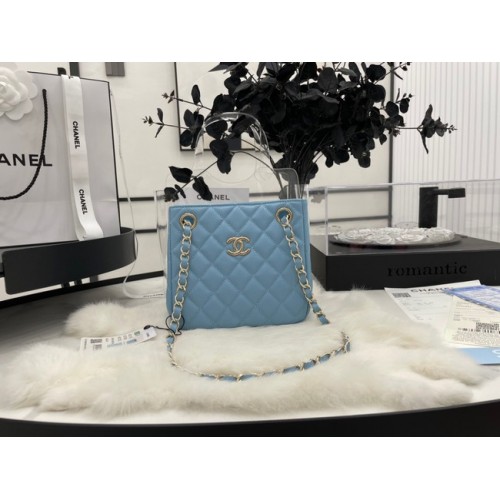 Chanel minibolso de hombro Piel de becerro granulada y metal dorado AS3176 azul
