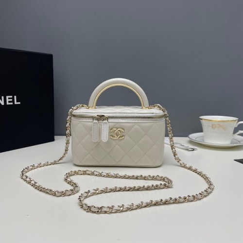 Bolso de hombro Chanel mini Piel de cordero Metal dorado 81208 blanco