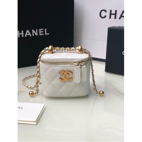 Bolso de hombro Chanel mini Piel de cordero Metal dorado AP2292 blanco