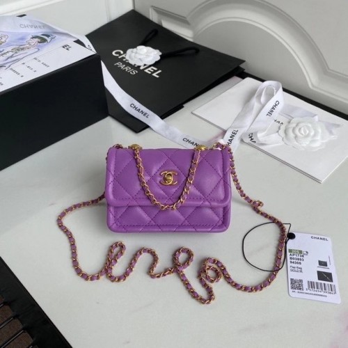 Bolso mini con solapa Chanel Piel de cordero Metal dorado AP1738 violeta