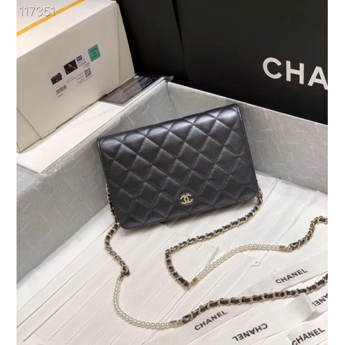 Minicartera Chanel con cadena de metal dorado A84277 negro
