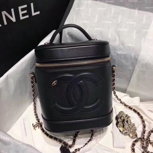 Neceser Chanel Piel de cordero Metal dorado AS0323 negro