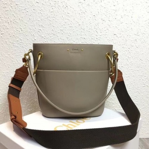 Minibolso bombonera Chloe Roy de piel lisa S126 gris