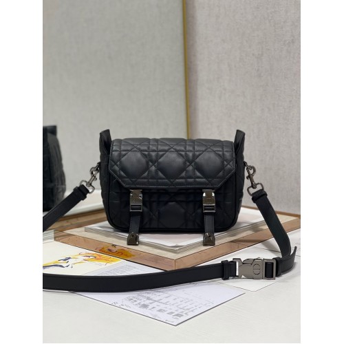 BOBBY BAG DIOR cuero 6619 negro