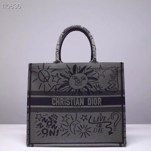 BOLSO TOTE BOOK DIOR DE LONA BORDADA M1286ZJOE
