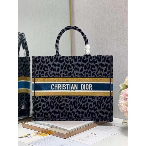 DIOR BOOK TOTE Bordado C1286-4 Negro y gris Estampado de leopardo