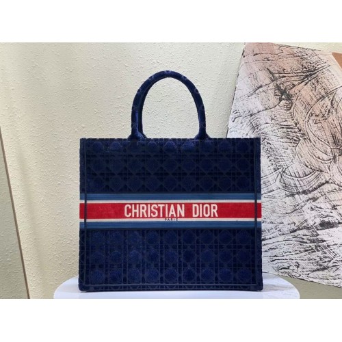 DIOR BOOK TOTE Terciopelo M1286 Azul oscuro