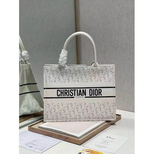 DIOR BOOK TOTE cuero Bordado Constelación M1296ZR blanco