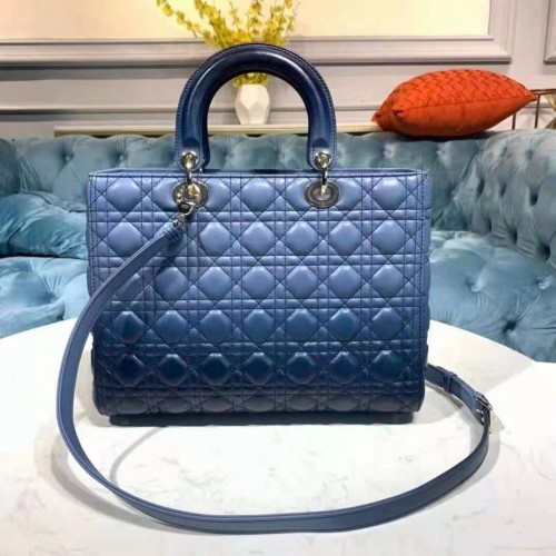 BOLSO LADY DIOR Piel de cordero Cannage azul degradado M0567 Azul