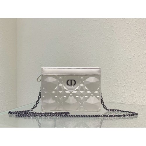 BOBBY MINI DIOR Piel de becerro Cannage C2806 blanco