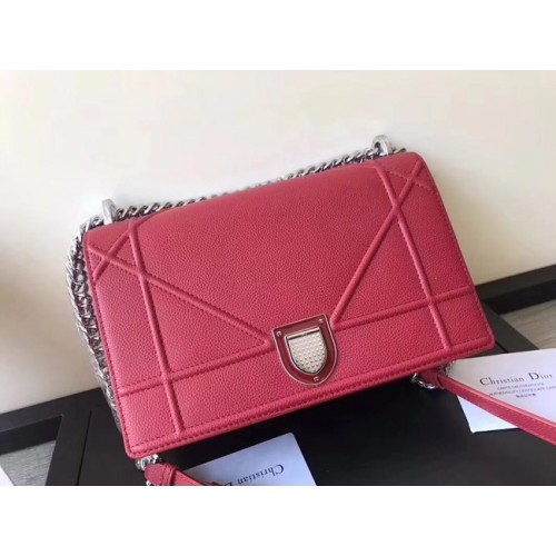 BOLSO CON SOLAPA DIORAMA DE BECERRO ROJO GRANULADO CON DISEÑO CANNAGE GRANDE M0422