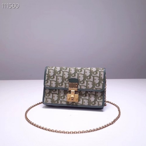 Bolso cadena Dior DIORAMA en piel S2012 verde