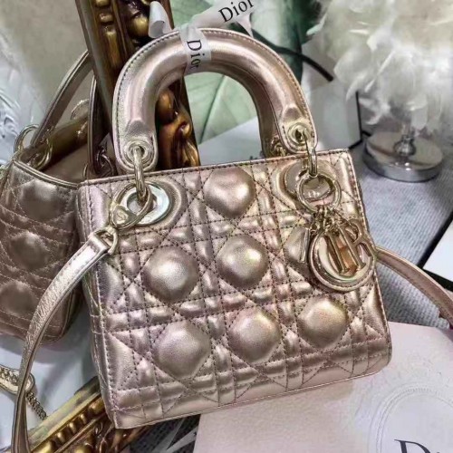 Dior BOLSO MINI LADY DIOR DE BECERRO M0505 champagne