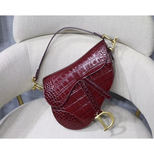 Dior BOLSO SADDLE DE BECERRO SUAVE C9045 Burdeos