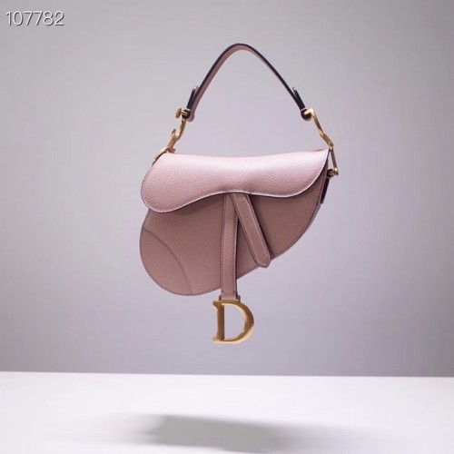 Dior SILLÍN-TAS VAN KALFSLEER M0446C rosa claro