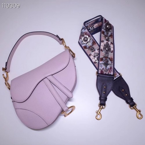 Dior SILLÍN-TAS VAN KALFSLEER M0446C violeta
