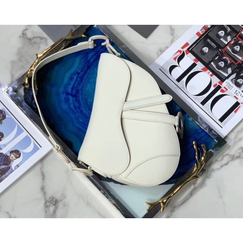 Bolso Dior SADDLE-TAS VAN KALFSLEER M0446C blanco