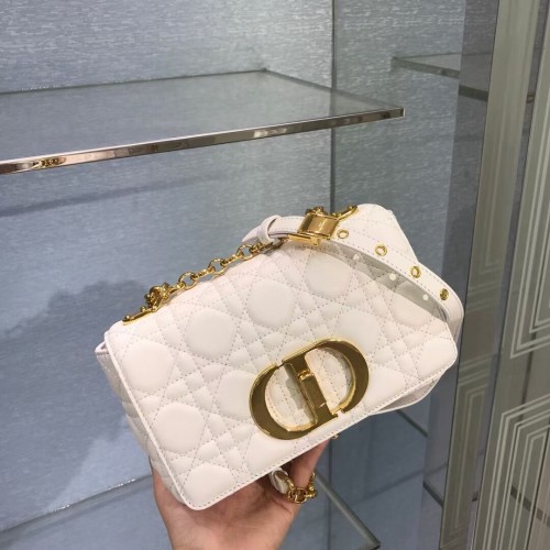 Dior BOLSO PEQUEÑO DIOR CARO Piel de becerro Cannage suave M9241 blanco