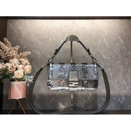 FENDI BAGUETTE Bolso Pearl slice F1359 plata