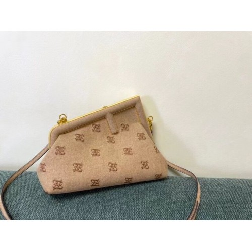 FENDI FIRST SMALL Bolso de franela con bordado 8BP129A Beige