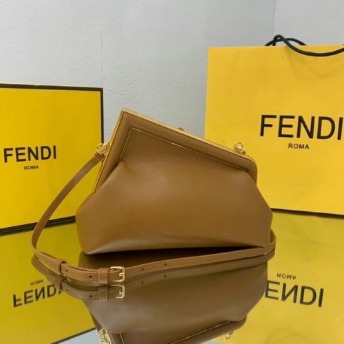 Bolso de piel FENDI FIRST SMALL 8BP129A caramelo