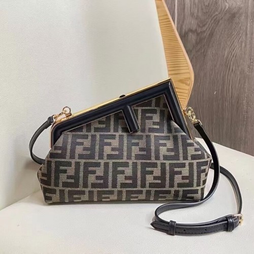 Bolsa de tela FENDI FIRST 5FB2322 negra