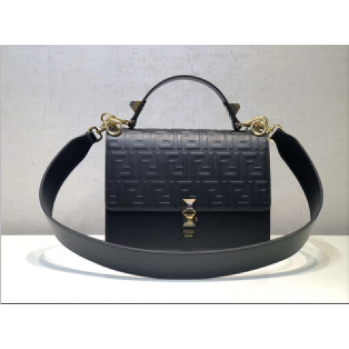 FENDI Kan I Bandolera de cuero 8BT283A negro