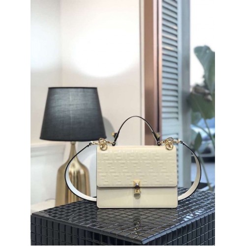 FENDI Kan I Bandolera de cuero 8BT283A blanco