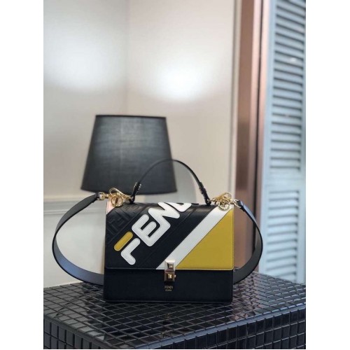 FENDI Kan I Bolso de hombro de cuero 8BT283B negro