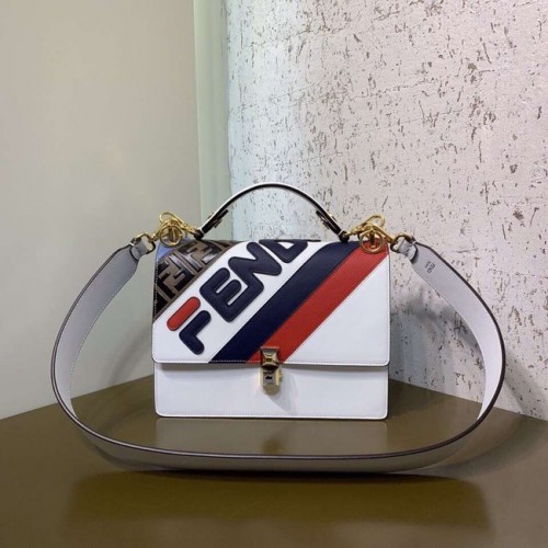 FENDI Kan I Bandolera de cuero 8BT283B blanco