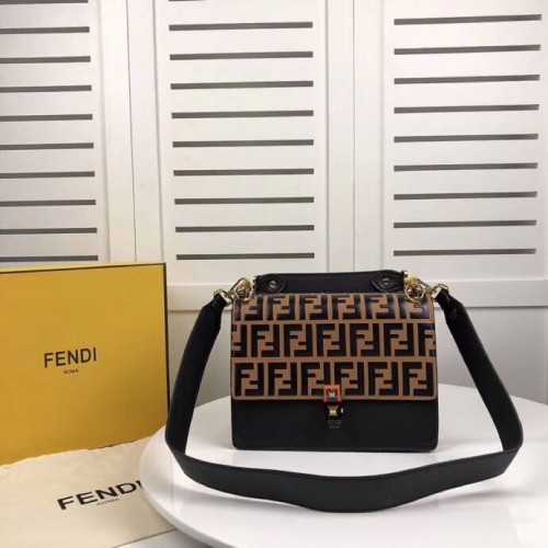 FENDI Kan I Bolso de hombro en piel F9235 negro