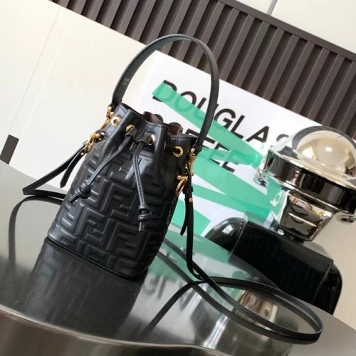 FENDI Mon Tresor minibolso de piel 8BS010 negro