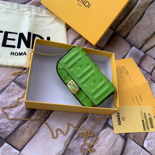 FENDI NANO BAGUETTE CHARM napa 7AR844 Verde
