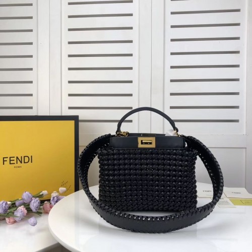 FENDI PEEKABOO ICONIC MINI bolso de cuero 8BN244 negro