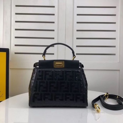 FENDI PEEKABOO ICONIC bolso de cuero F0335 negro