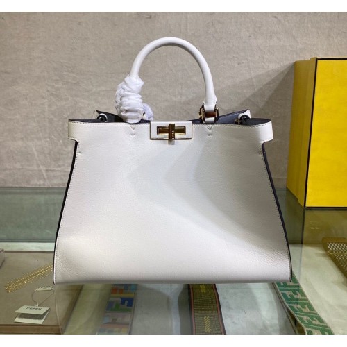 FENDI PEEKABOO ISEEU Bolso pequeño de cuero original 0196 Blanco