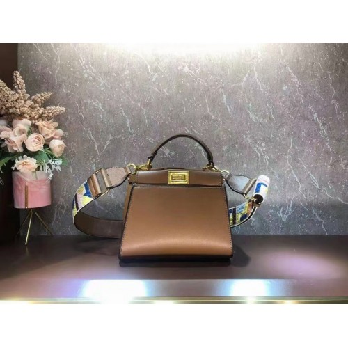 FENDI PEEKABOO ISEEU SMALL bolso de cuero F1615 verde negruzco