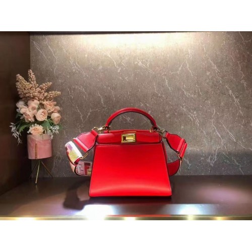 FENDI PEEKABOO ISEEU PEQUEÑO bolso de cuero F1615 rojo