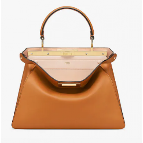 FENDI Peekaboo ISeeU Bolso mediano de piel 8BN321 marrón