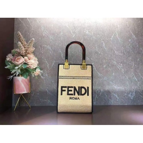FENDI SUNSHINE SHOPPER Bolso mediano de paja trenzada F1620 albaricoque