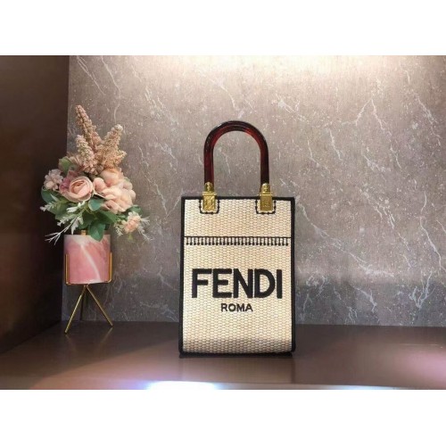 FENDI SUNSHINE SHOPPER Bolso mediano de paja trenzada F1620 beige