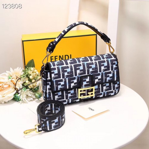 Bolsa de tela FENDI 8BR600 negra
